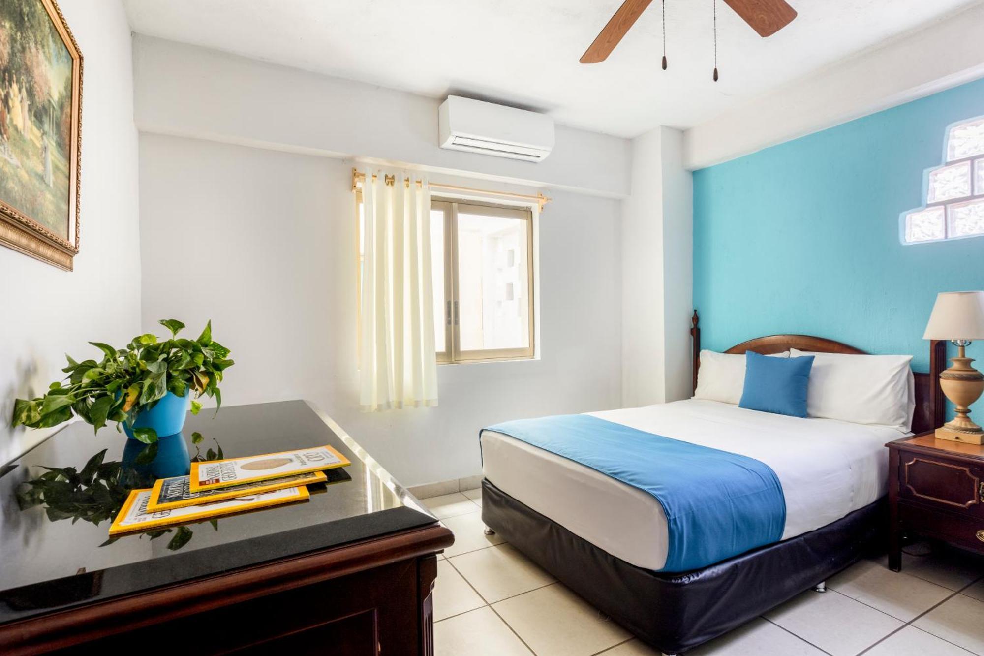 Hotel Pueblito Vallarta Puerto Vallarta Buitenkant foto